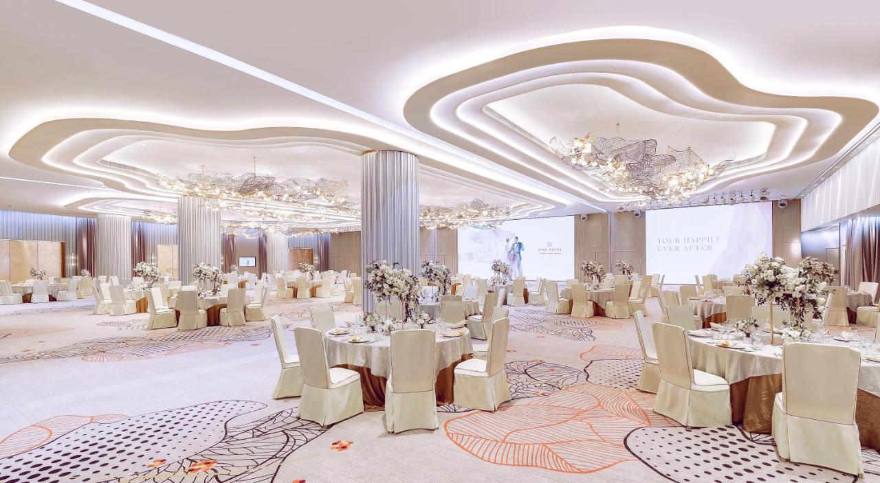 Nina Hotel Tsuen Wan West Hongkong Eksteriør billede The ballroom