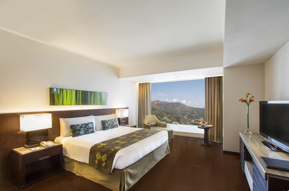 Nina Hotel Tsuen Wan West Hongkong Eksteriør billede Deluxe Room