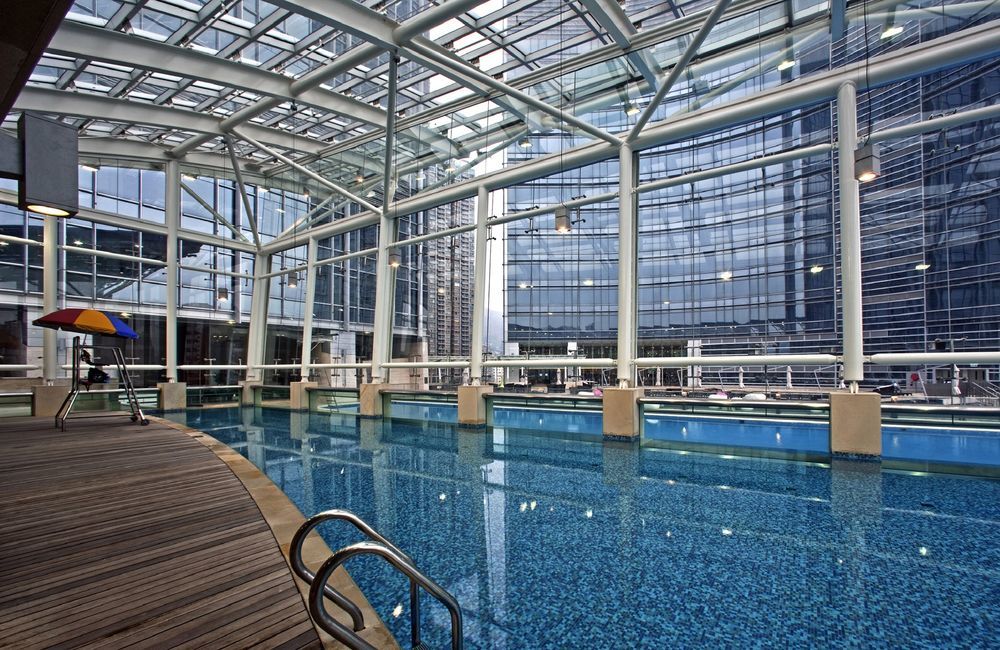 Nina Hotel Tsuen Wan West Hongkong Eksteriør billede The swimming pool